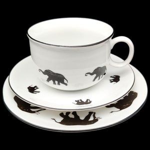 Dekor Safari Elephant Coffee Mug Saucer Dessert Plate - 12oz Black White Tea Cup